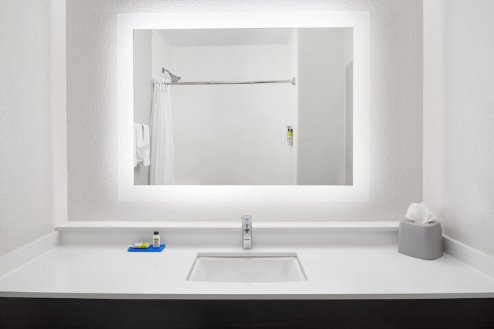 Holiday Inn Express Hotel & Suites Port Richey by IHG