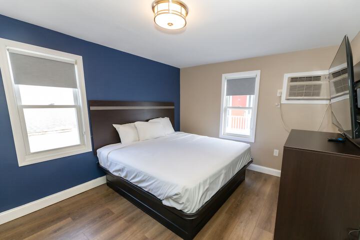 Room 45 of 70