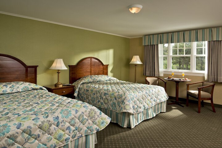 Room 11 of 34