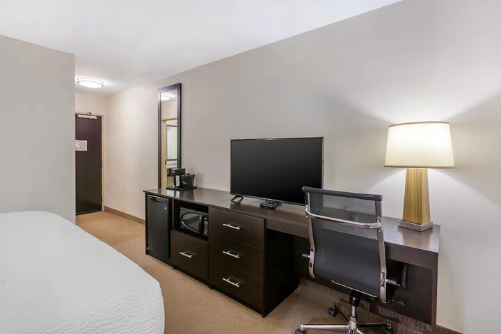 Sleep Inn & Suites Devils Lake