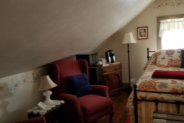 Room 16 of 65