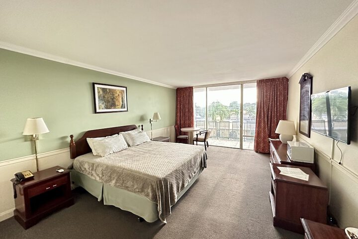 Room 15 of 42