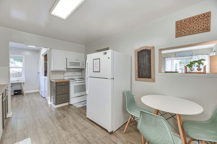 Pet-friendly Hoquiam Cottage w / River Access!
