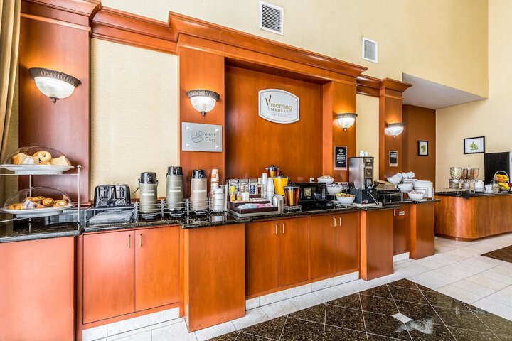 Sleep Inn & Suites Stafford - Sugarland