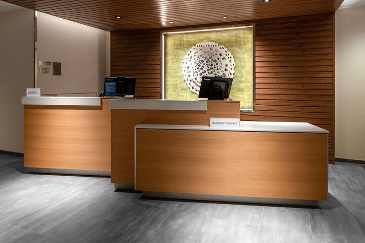 Hotel Interior 11 of 29