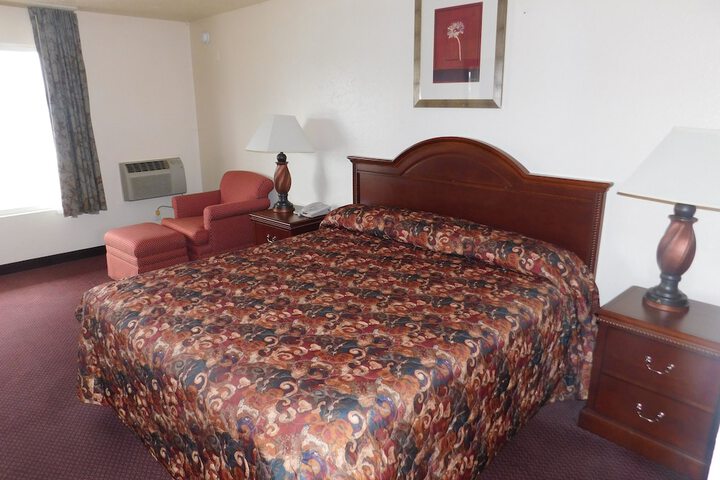 Room 15 of 32
