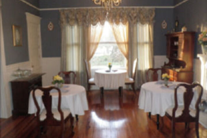Butterfly Mansion Bed & Breakfast No Pets Allowed
