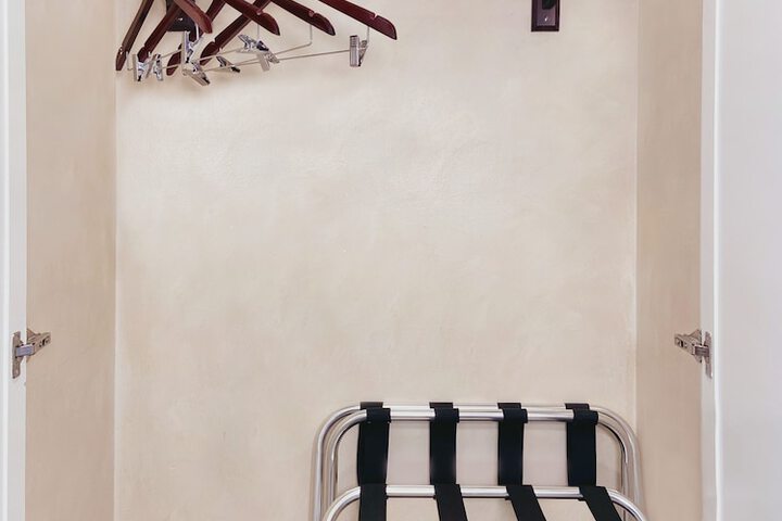 Nite Inn - Walking Distance to Universal Studios Hollywood