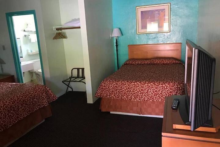 Klamath Motor Lodge