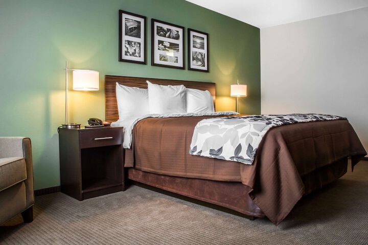 Room 20 of 46