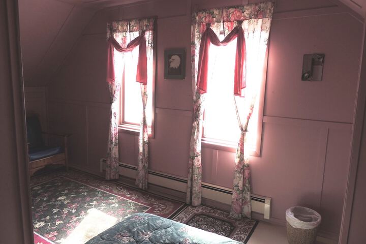 Room 19 of 42