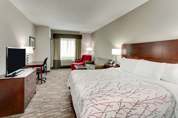 Best Western Plus University Inn & Suites