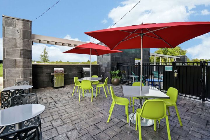 Terrace/Patio 38 of 42