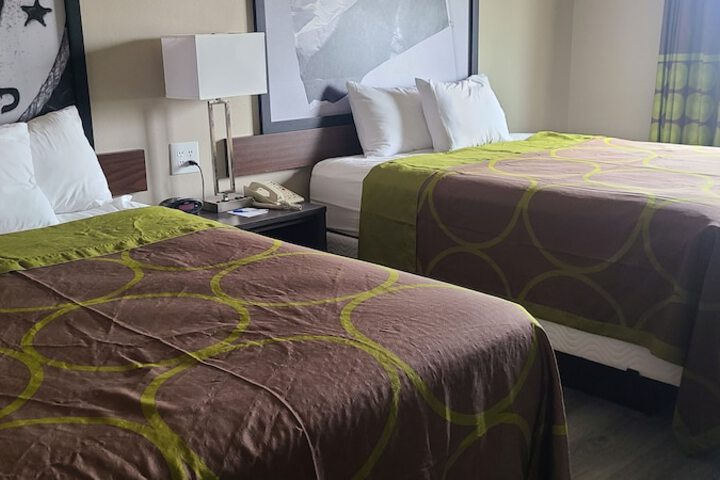 Super 8 by Wyndham Lubbock West