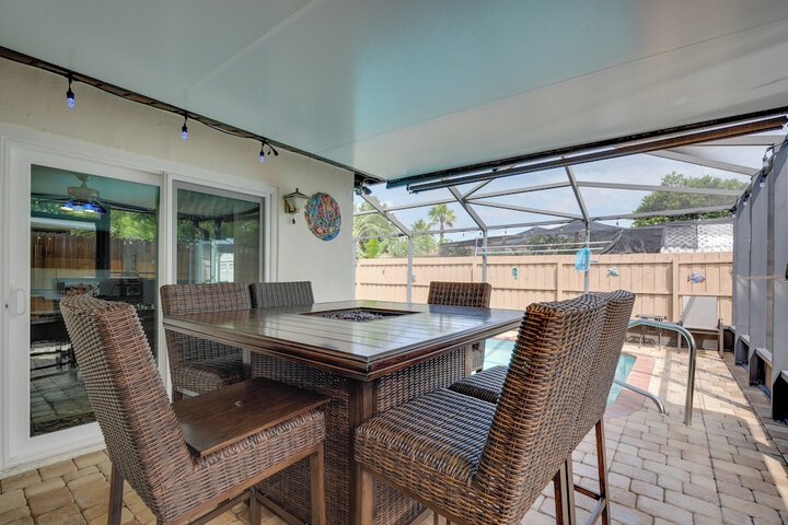 Home Near Werner-boyce & New Port Richey!