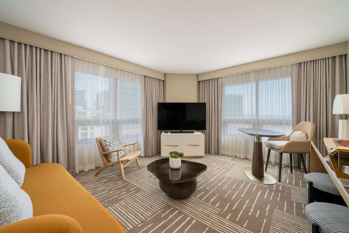 Room 43 of 92