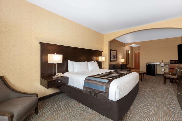 Room 42 of 57