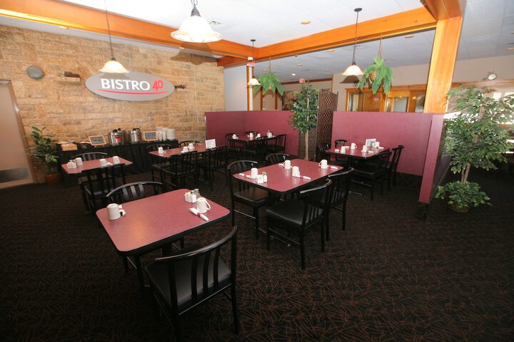 Dining 47 of 56