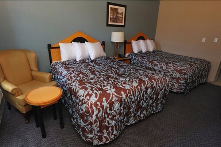 Room 18 of 26
