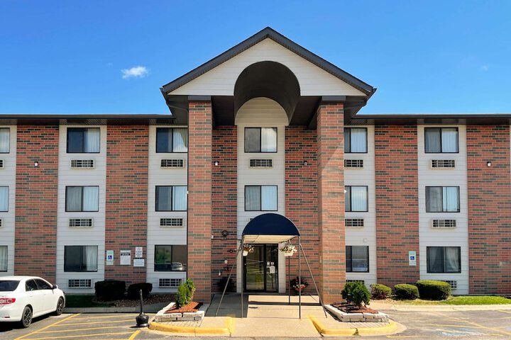 Motel 6 Elk Grove Village IL - OHare