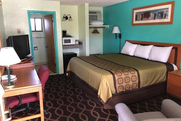 Klamath Motor Lodge