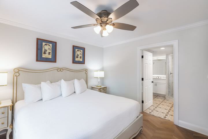 Room 11 of 29