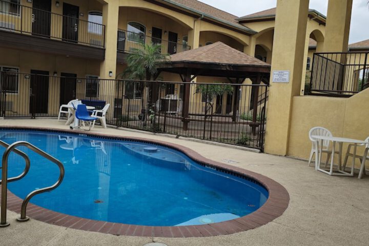 Texas Inn and Suites RGV