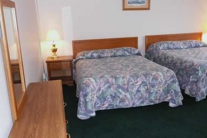 Room 54 of 77