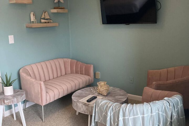 Room 86 of 153