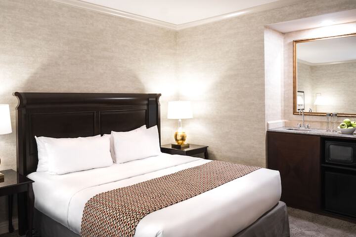 Ayres Hotel Costa Mesa / Newport Beach