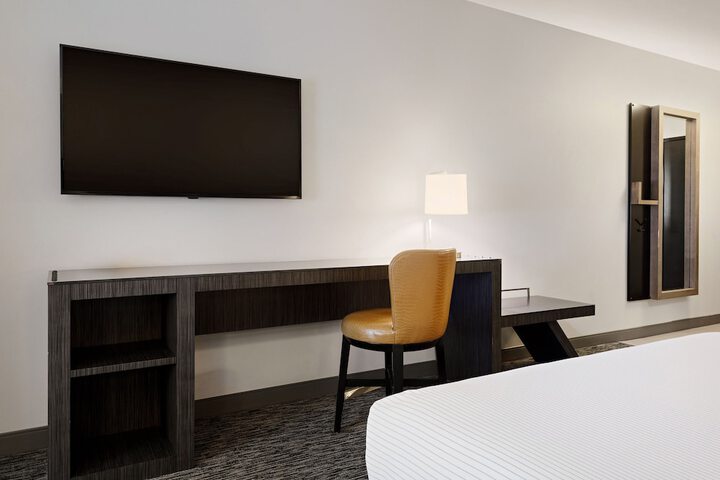The Southlake Hotel