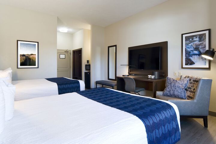 Clubhouse Hotel Suites Sioux Falls