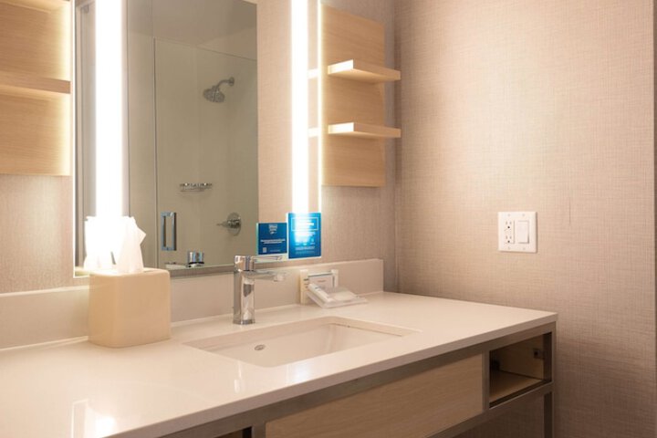 Hilton Garden Inn Calabasas