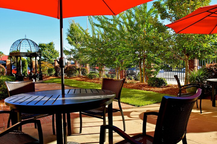Terrace/Patio 33 of 33