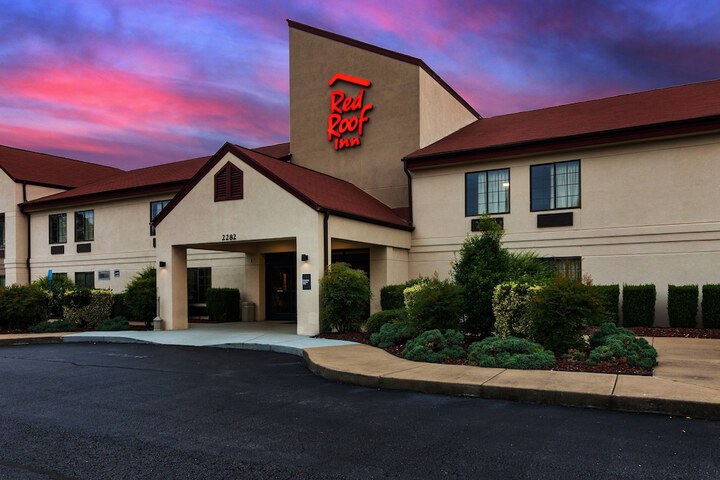 Hotel 4 of 28