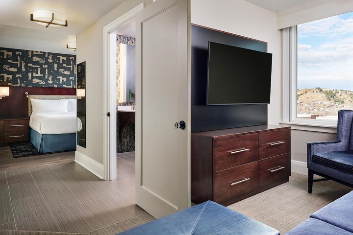 Hotel Alex Johnson Rapid City Curio Collection by Hilton