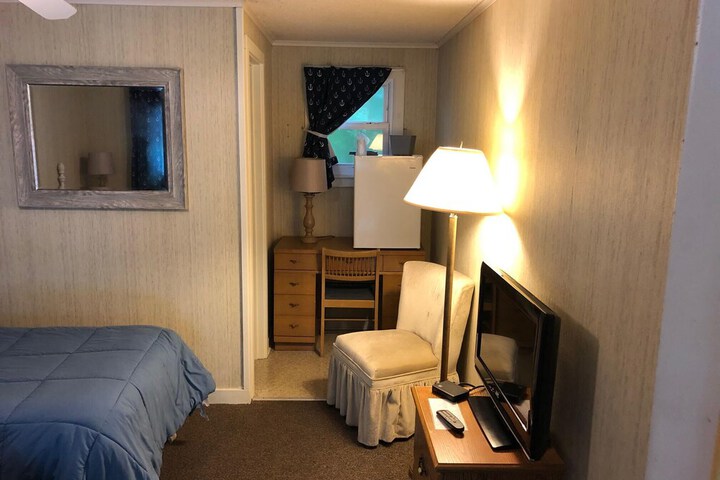 Room 65 of 123
