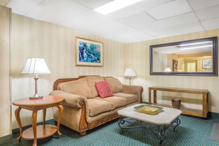 Hotel Interior 10 of 52