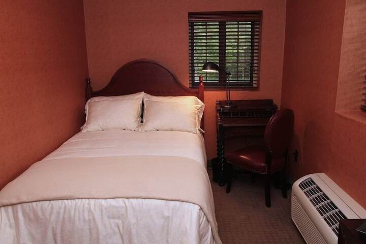 The Beaumont Inn
