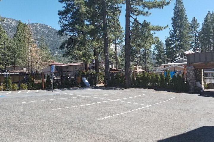 Hotel 12 of 245