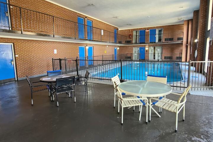 Pool 8 of 34