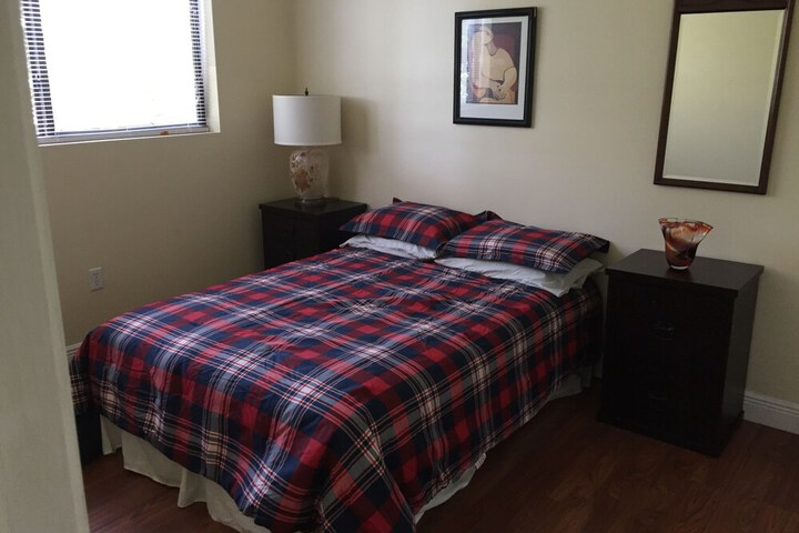 Room 12 of 20