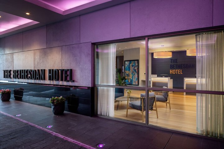 Hotel 2 of 64