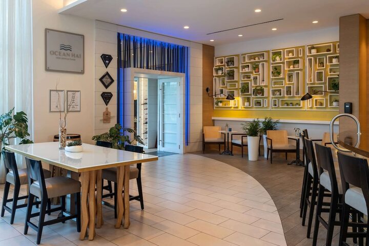 Hotel Interior 28 of 123