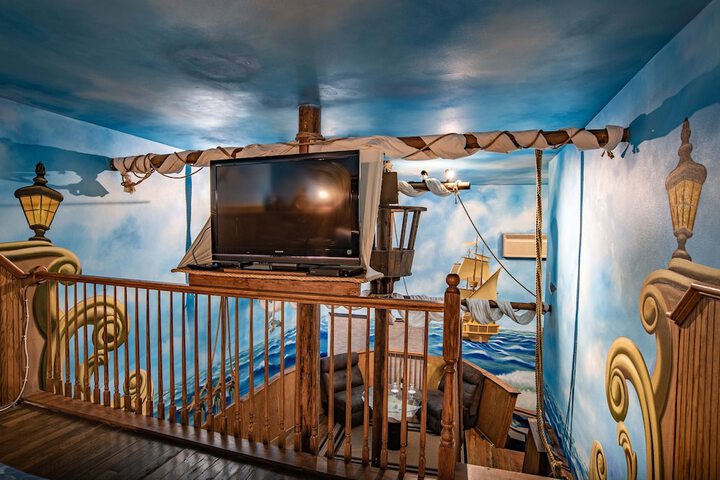 Room 64 of 251