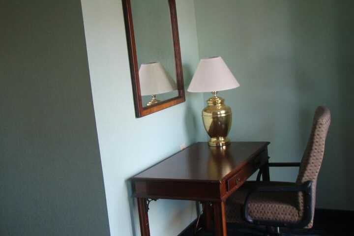 Budget Inn