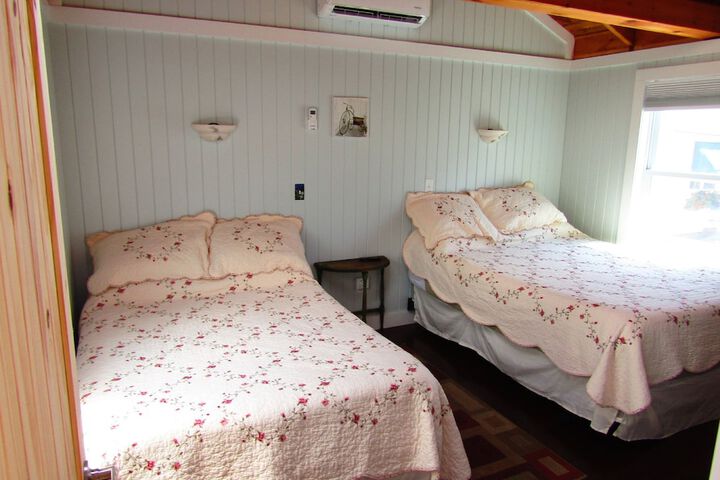 Shorelands Guest Resort and Cottages