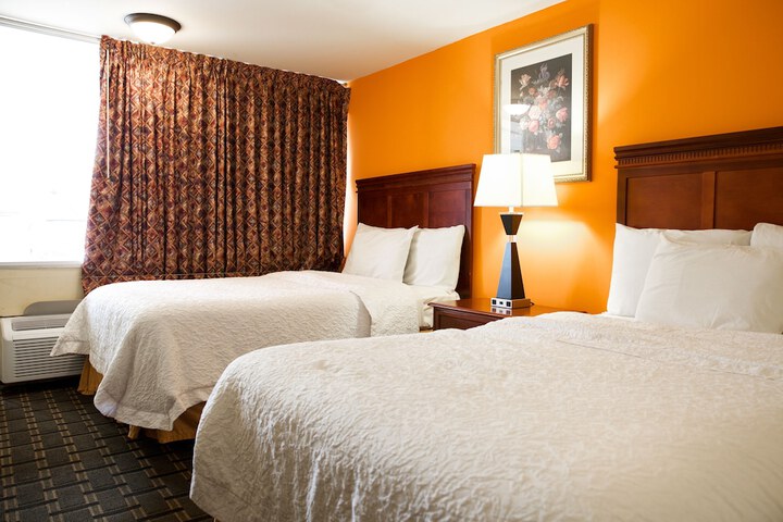 Room 18 of 24