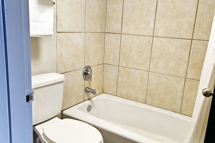 Days Inn by Wyndham Washington
