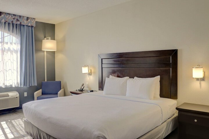 Quality Inn & Suites Roswell North